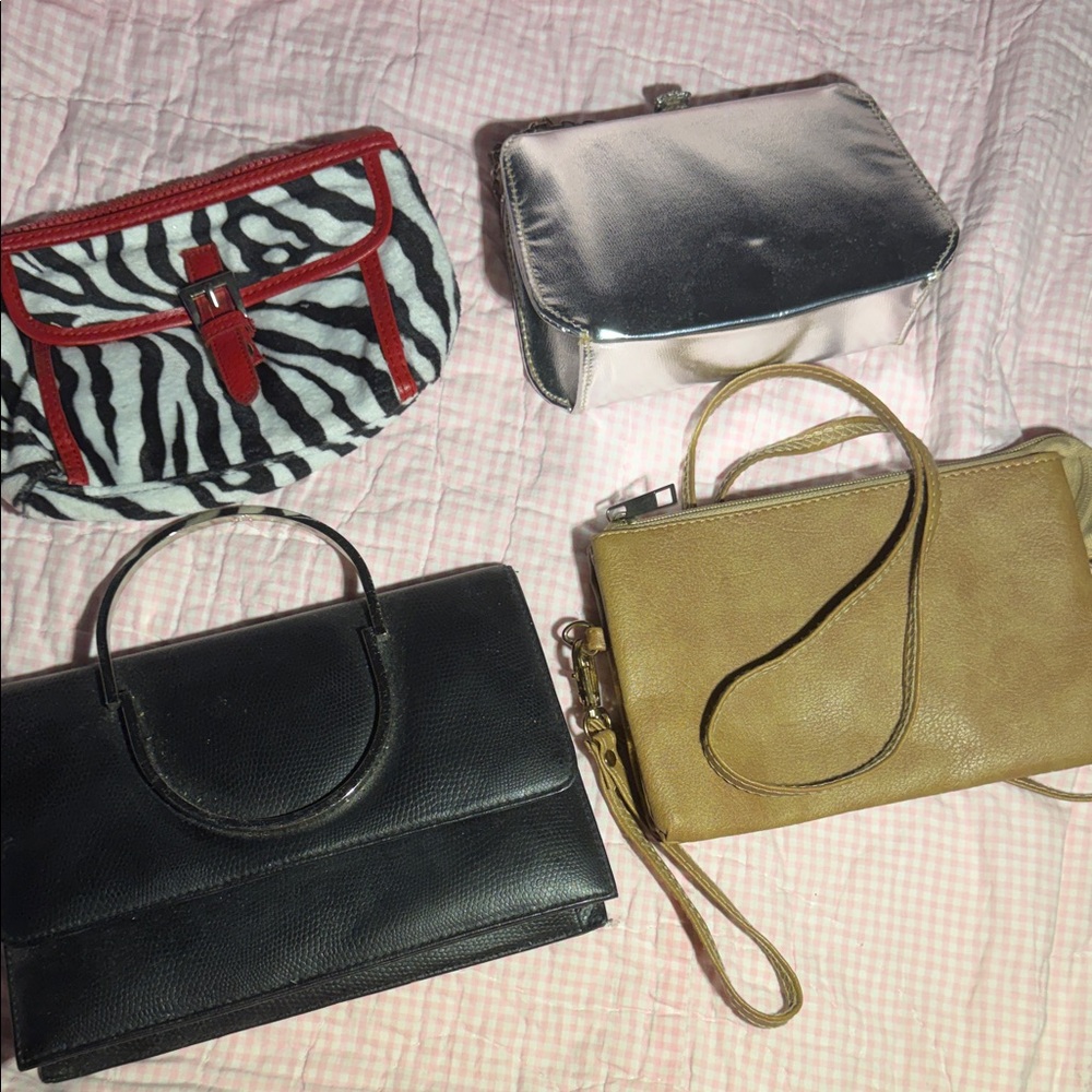 Elegant Black and Tan Clutch Set